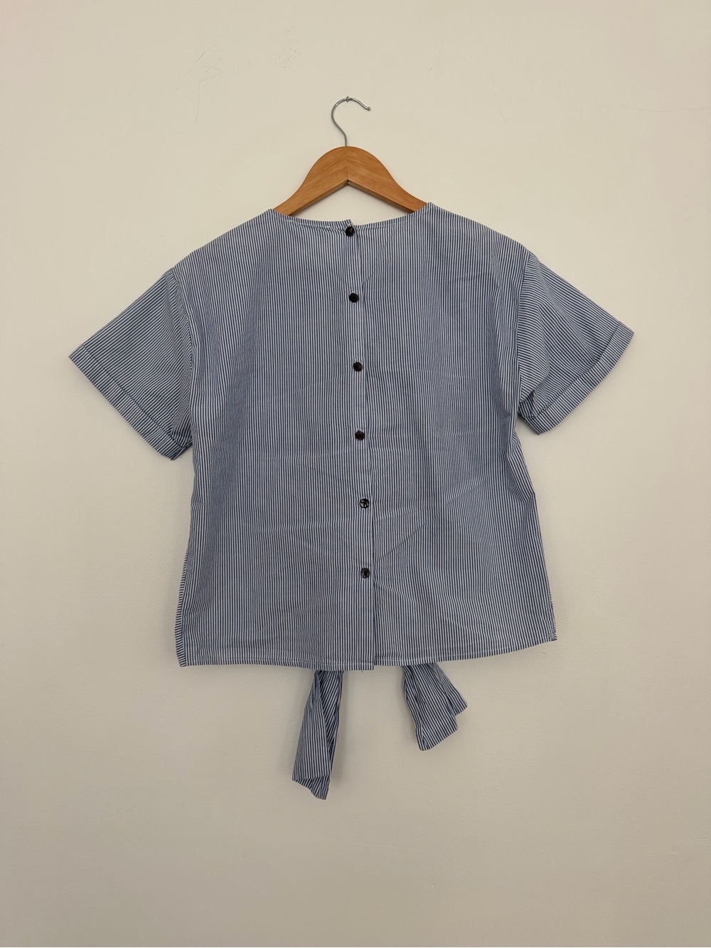 Amour Vert Striped Tie Front Button Up Back Organic Blouse Blue Size Medium